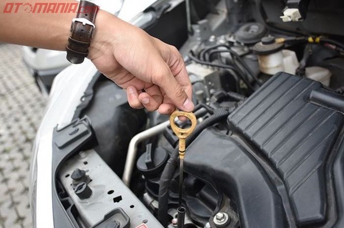 Penyebab oli mesin mobil berkurang