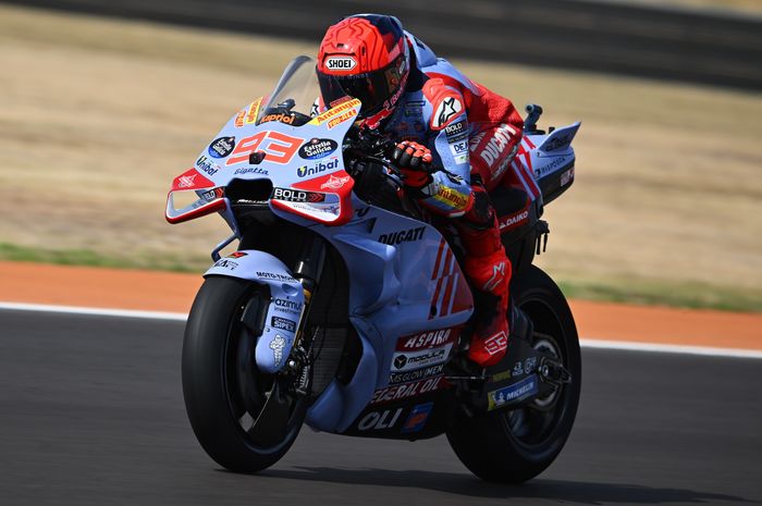 Marc Marquez mendominasi sesi practice MotoGP Aragon 2024, setelah menolak team order Gresini Racing