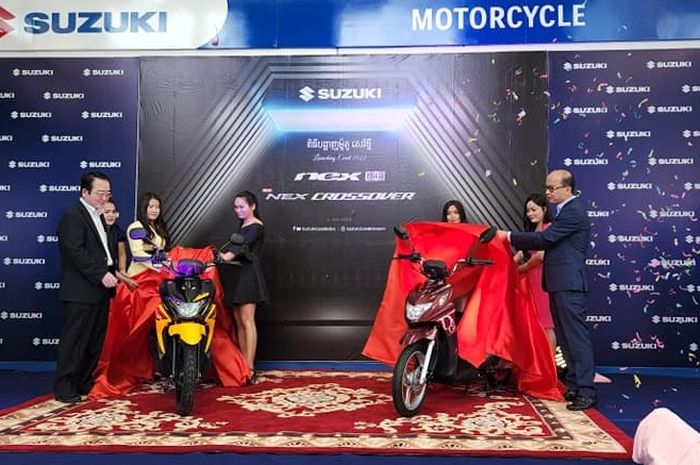 Suzuki Nex Crssover dan Nex Digi saat peluncuran