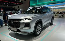 Ini Harga Mobil Hybrid Suzuki yang Jadi Tulang Punggung Penjualan