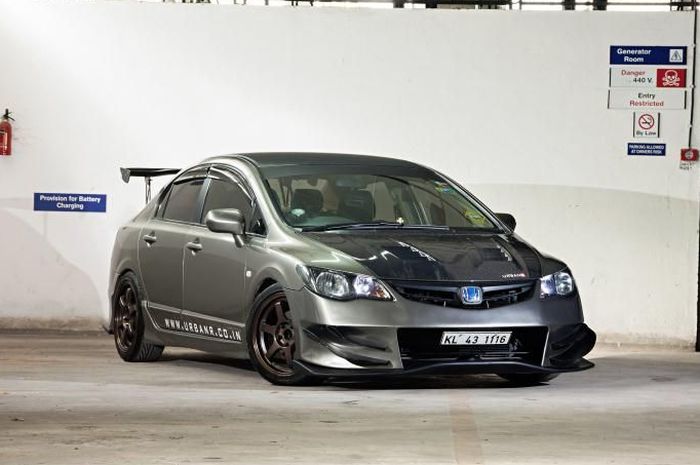 Modifikasi Honda Civic lawas