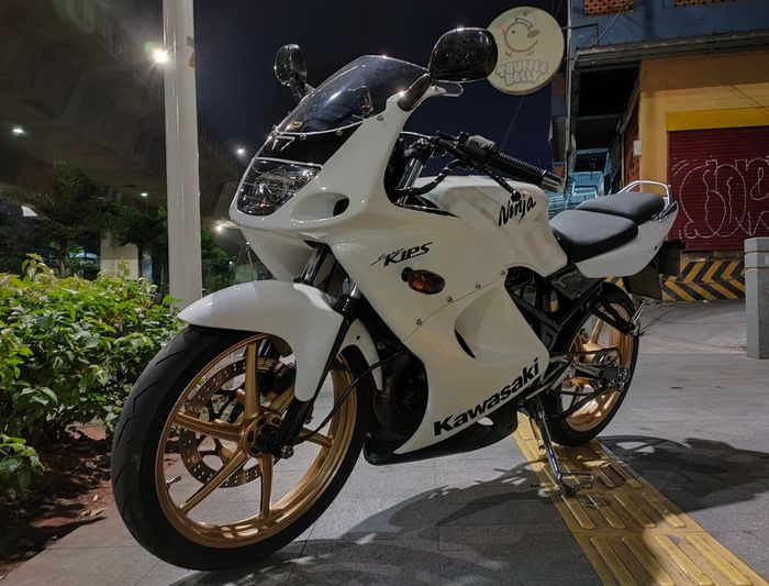 Kawasaki Ninja RR pasang pelek Racing Boy SP522