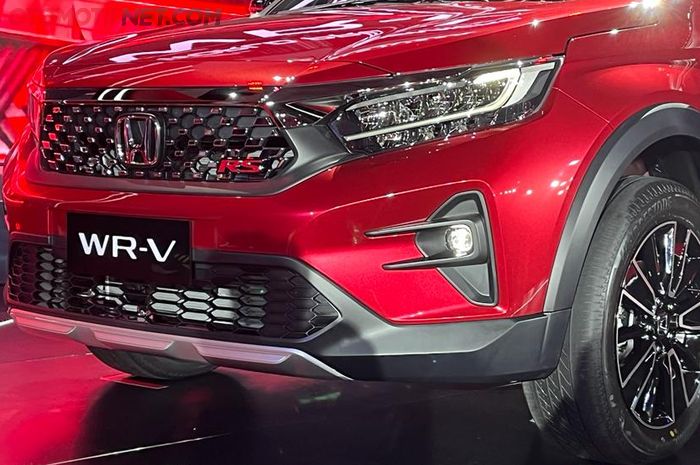 Honda WR-V RS CVT with Honda Sensing 2022 dilengkapi fitur Auto High Beam 
