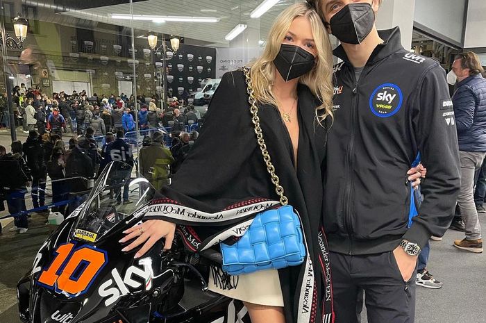 Marta Vincenzi saat menghadiri peluncuran tim Luca Marini untuk MotoGP 2021