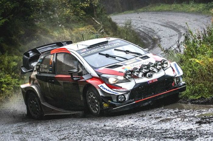 Pereli tim Toyota Gazoo Racing, Ott Tanak yang mobil Toyota Yaris miliknya bermasalah di awal reli Inggris, memenangkan reli Inggris