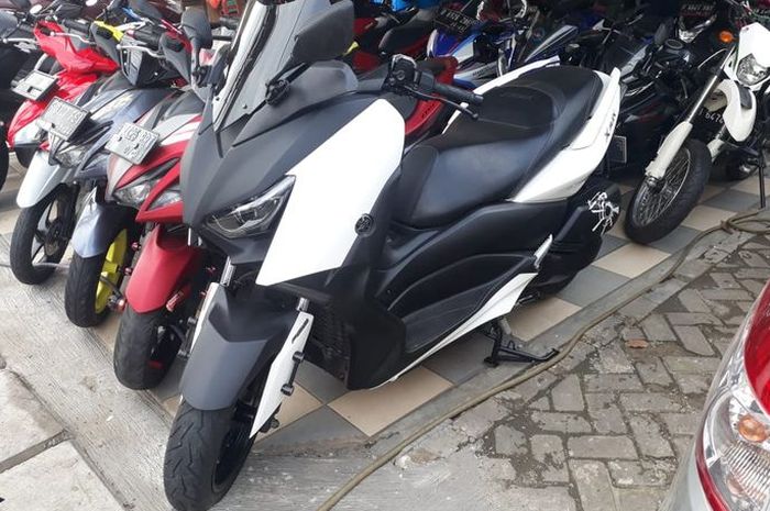 Spesifikasi dan kisaran harga Yamaha XMAX 2018 seken.
