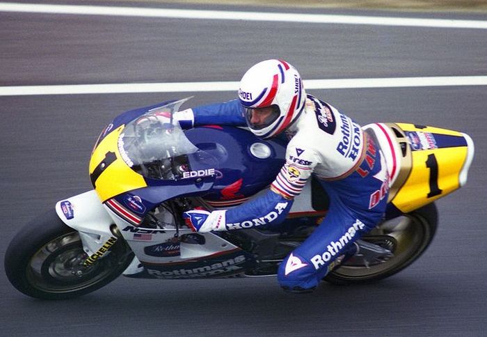 Eddie Lawson adalah pembalap paling sukses di era 80-an dengan total 31 kemenangan