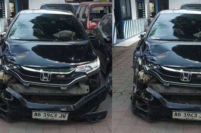 Honda Jazz GK5 nopol AB 1943 JV yang terobos lampu merah dan menabrak pengendara motor hingga tewas di Simpang Bugisan, Wirobrajan, kota Yogyakarta