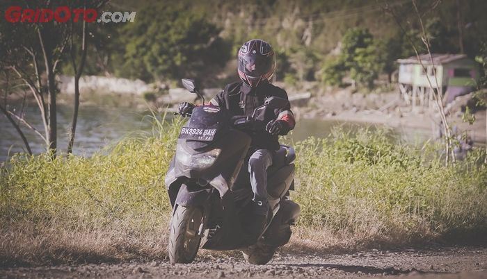 Salah satu Riders MAXI YAMAHA Tour de Indonesia, Risky Rinaldi