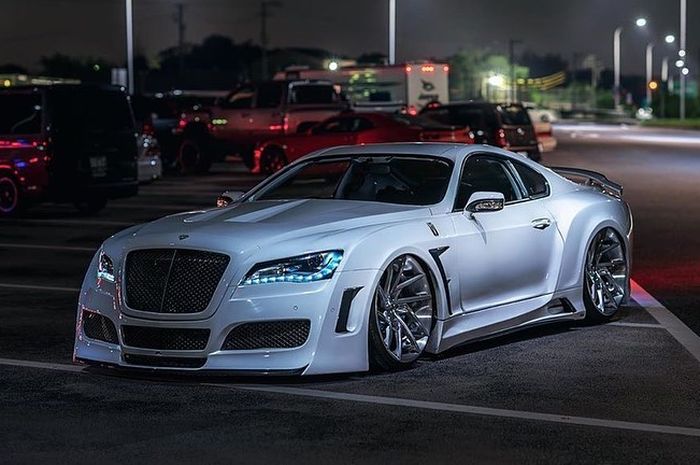 Modifikasi Toyota Supra MK4 pakai body kit VeilSide