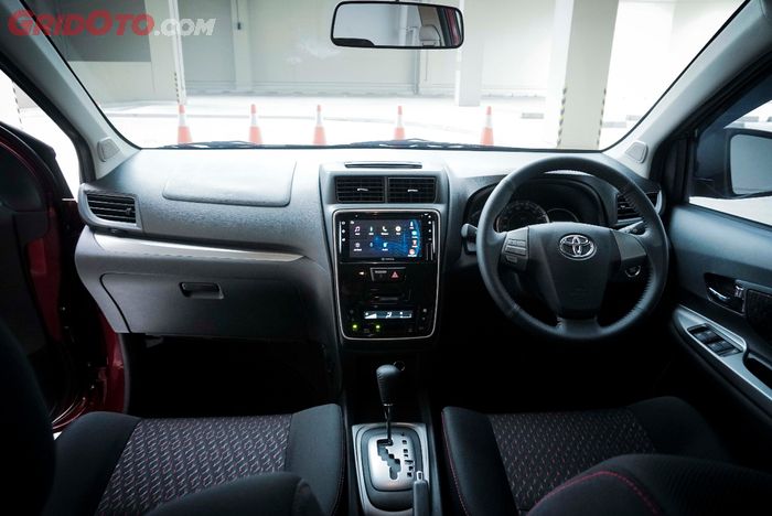 Layout dasbor Toyota Avanza dan Veloz terbaru, sudah mengusung head unit teranyar