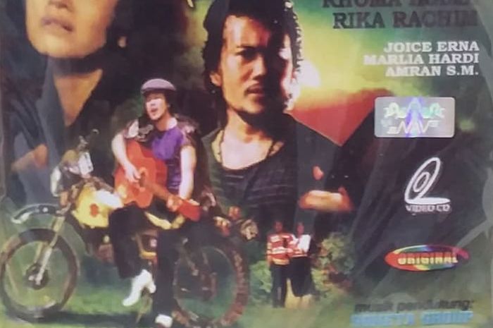 Cover Film Camelia, Rhoma Irama naik TS100