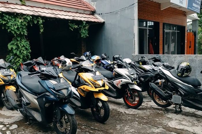 Dengan mengusung tema Ride At The Start Of The Year With Renewed Vigor Arci Kuningan mengunjungi Arci Cirebon Chapter