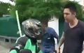 Nah Lo! Mau Hajar Pengemudi Ojek Online, Pria Ini Gak Berkutik