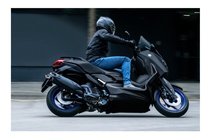 Yamaha XMAX versi 125 cc