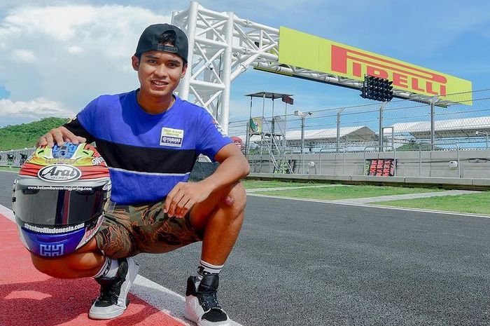 Galang Hendra kini tinggal menunggu kepastian Yamaha Racing Indonesia mengenai kiprah dan timnya di tahun 2022. 