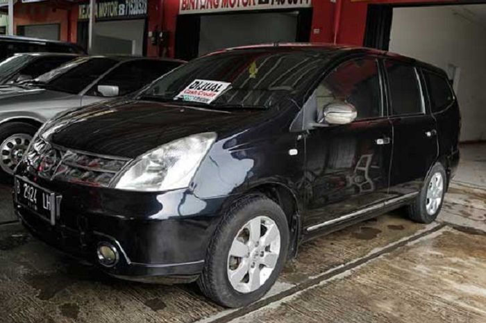 Kisaran arga Nissan Grand Livina seken tahun 2009.