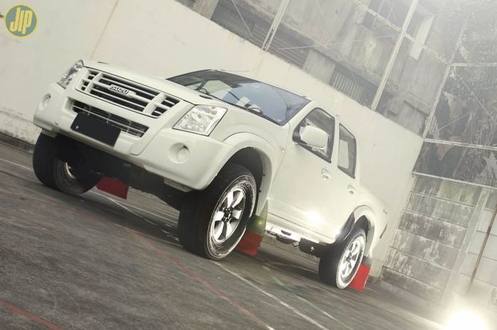 Isuzu D-Max Amandio