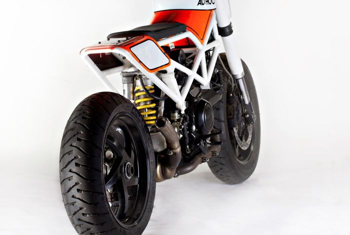 Ducati Multistrada custom supermoto besutan Ad Hoc Cafe Racer