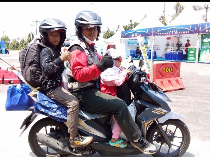 Pemudik asal Jakarta Utara, Khoiruddin (35) yang ingin mudik ke Indramayu