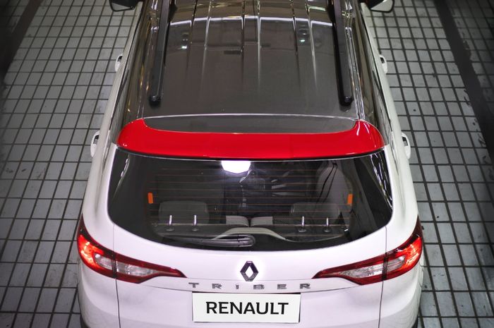 Renault Triber MCJ memiliki warna two tone