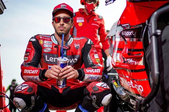 Andrea Dovizioso mengungkapkan kalau membalap bersama Ducati adalah yang berat baginya.