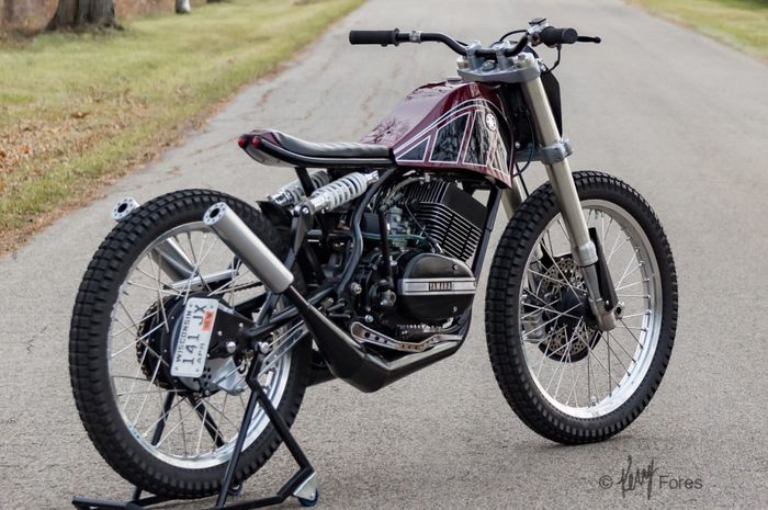 Suzuki RD350 custom besutan Jack Drummond