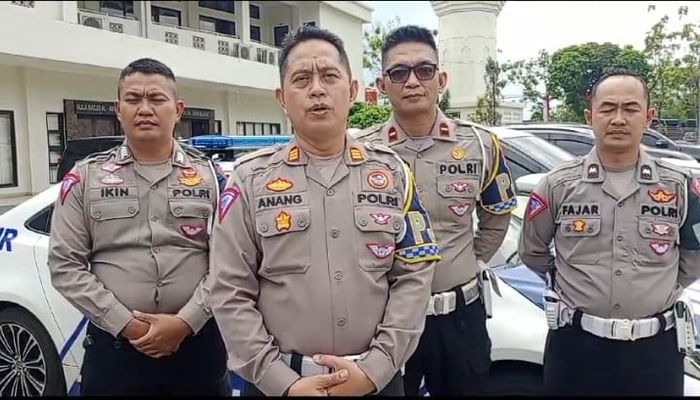 AKP Anang beserta jajaran berhasil amankan pelaku pencuri Ban di Tol Cipali