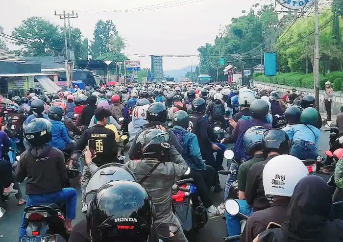 Kemacetan terjadi di Bogor hingga pagi