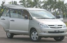 Cek Harga Toyota Kijang Innova Bensin 2004 Bekas, Pas Buat Keluarga