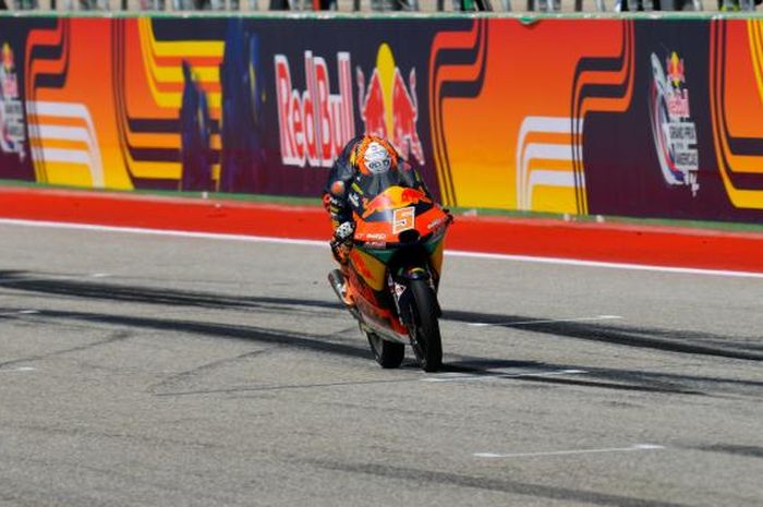 Jaume Masia sukses kejutkan para fans saat melakoni sesi kualifikasi Moto3 Amerika 2021, Sabtu (02/10) siang waktu setempat.