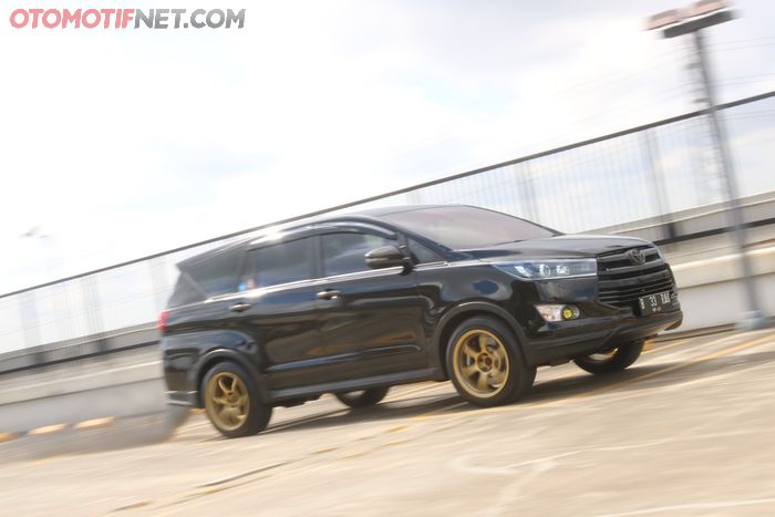 Innova Venturer Dari Kaki Hingga Mesin Kena Belai Turbo Pun Diobok Obok Semua Halaman Gridoto Com