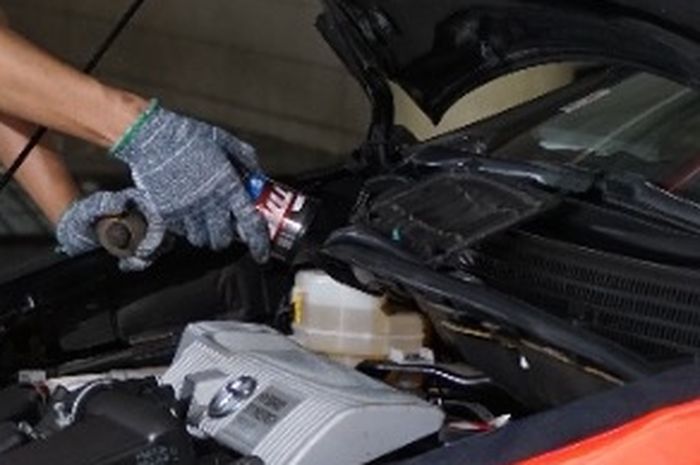 Perhatikan kekentalan oli atau viskositas untuk kinerja mesin hybrid lebih optimal