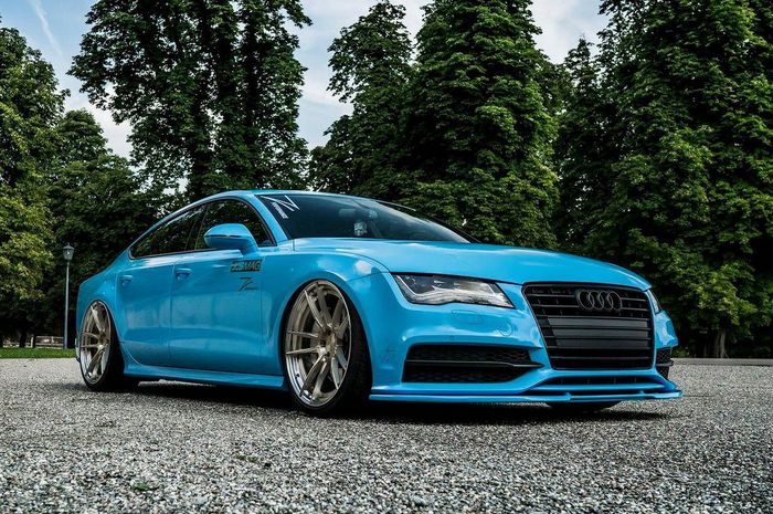 Modifikasi Audi A7 pakai kelir blue ice dan pelek baru