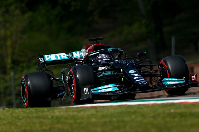 Hasil Kualifikasi F1 Emilia Romagna 2021: Lewis Hamilton sabet  pole position usai kalahkan Dua pembalap Red Bull
