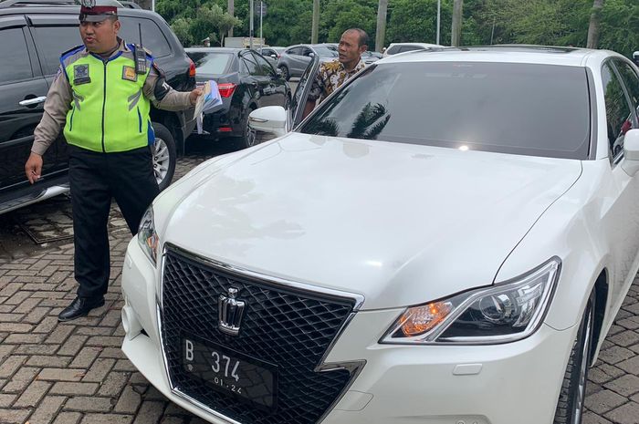 Ilustrasi Razia pajak kendaraan