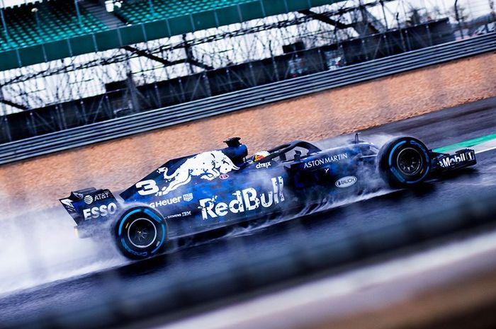 Mobil baru tim Red Bull Racing, RB14