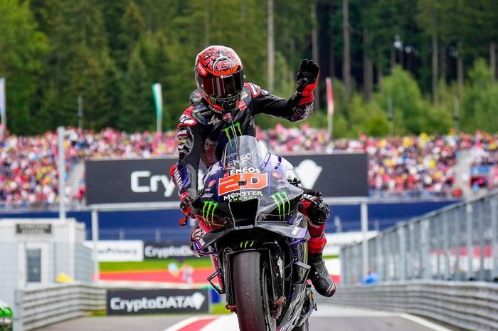 Fabio Quartararo mengatakan harus berjuang keras memacu motor Yamaha agar dapat bersaing dengan motor pabrikan lain yang lebih unggul di MotoGP 2022