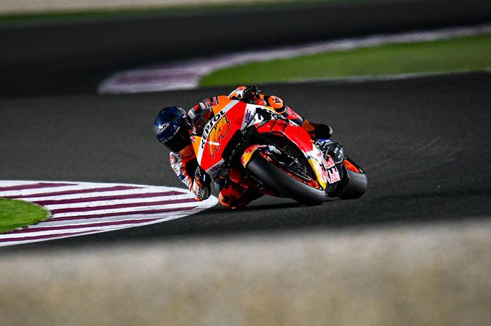 Pol Espargaro mengaku tidak akan kaget jila melihat Marc Marquez ikut balapan di MotoGP Qatar 2021 mendatang
