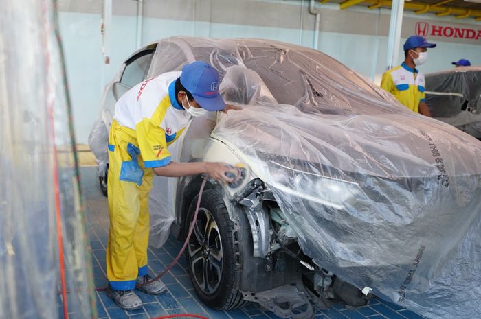 Layanan bodi dan cat di dealer Honda Kusuma, Semarang, Jawa Tengah