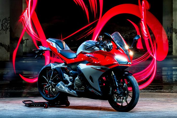 Harga QJMotor SRK 250 RA tahun 2026.