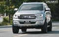 Ford Everest Gaya Minimalis, Setup Roda Kekar dan Upgrade Knalpot HKS