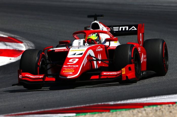 Start dari barisan belakang di race 2 F2 Austria, Mick Schumacher bangkit untuk finish di urutan keempat