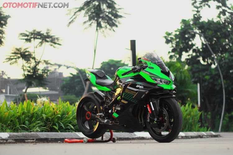 Zx25r single arm top