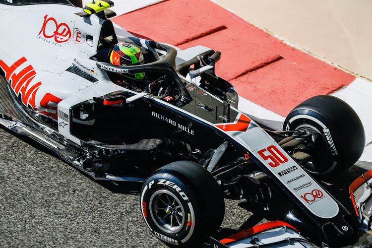 Debut di F1 2021 Bersama Tim Haas, Mick Schumacher Dalam Bahaya Nih -  GridOto.com