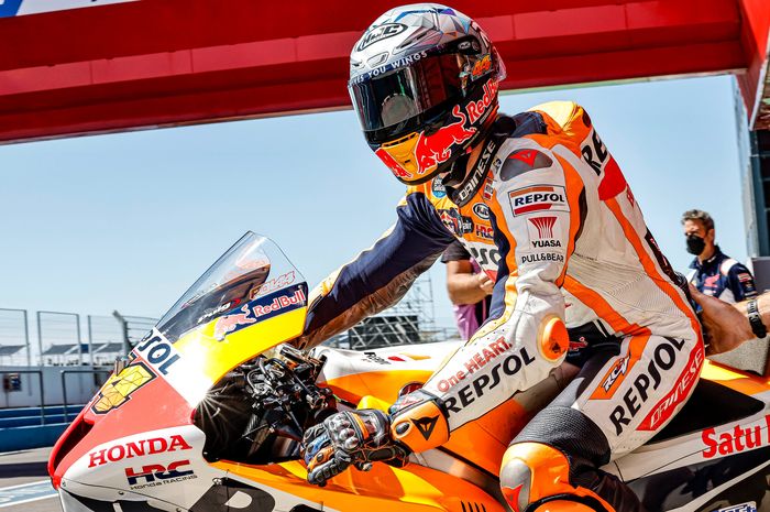 Pembalapt tim Repsol Honda, Pol Espargaro menjalani aktivitasnya pada hari Sabtu (2/4) MotoGP Argentina 2022