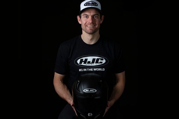 Cal Crutchlow resmi pakai helm HJC