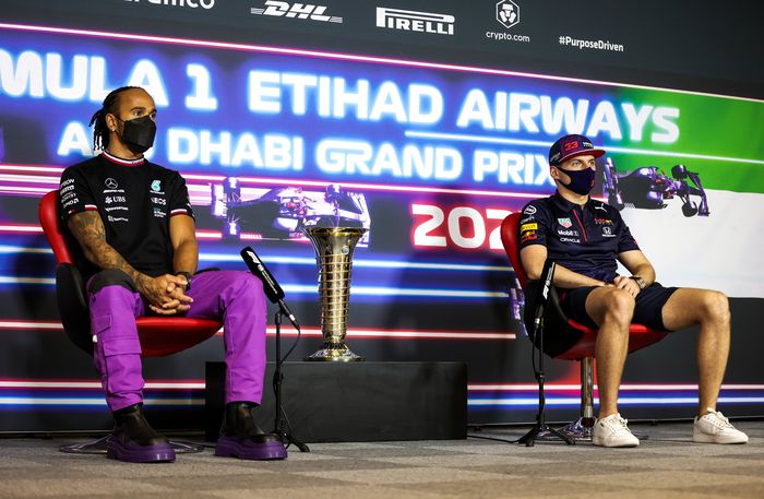 Lewis Hamilton dan Max Verstappen akan menentukan gelar juara dunia F1 2021 di sirkuit Yas Marina yang direvisi pada F1 Abu Dhabi 2021