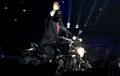 Tak Cuma Warga Indonesia, Warga China dan Korea Selatan Kagum Lihat Jokowi Naik Moge