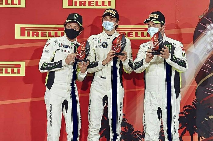 Valentino Rossi, Luca Marini, dan Alesio Salucci meraih podium ketiga di Gulf 12 Hours 2020